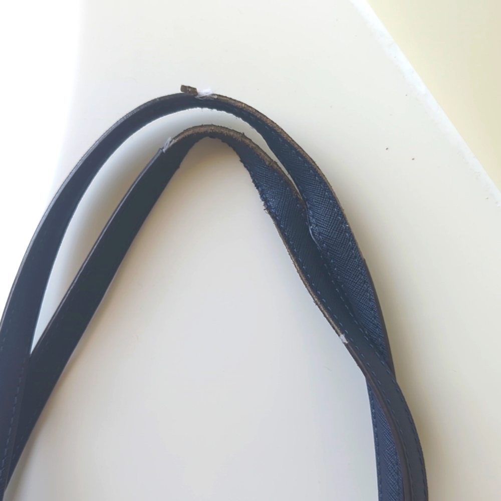 Michael Kors Jet Set Tote - Picture 12 of 12